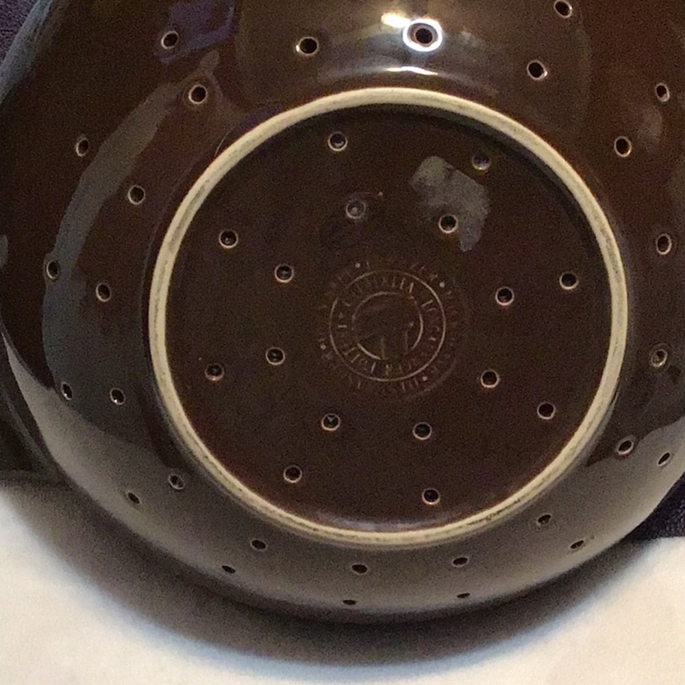 Colander/Strainer - Picture 3 of 4